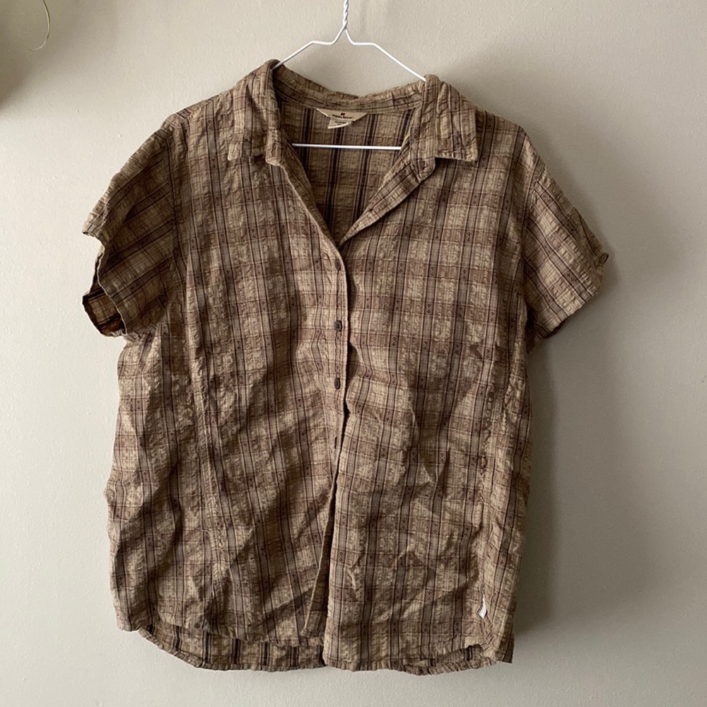 Woolrich tan shirt sleeve button down